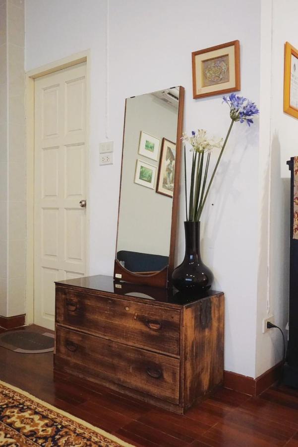 Manee Guesthouse And Record บ้านมานี เชียงใหม่ ภายนอก รูปภาพ