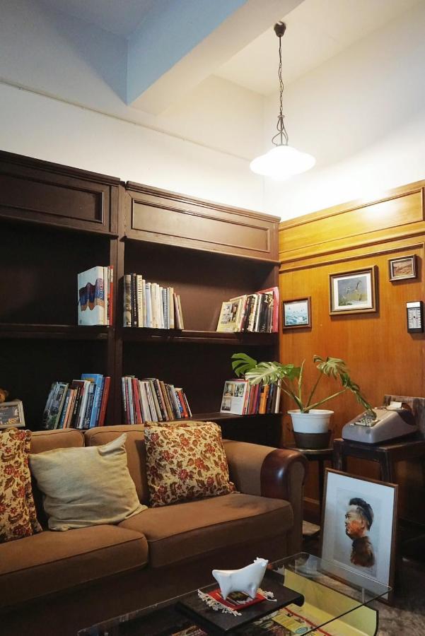Manee Guesthouse And Record บ้านมานี เชียงใหม่ ภายนอก รูปภาพ