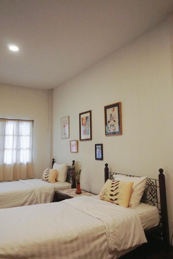 Manee Guesthouse And Record บ้านมานี เชียงใหม่ ภายนอก รูปภาพ