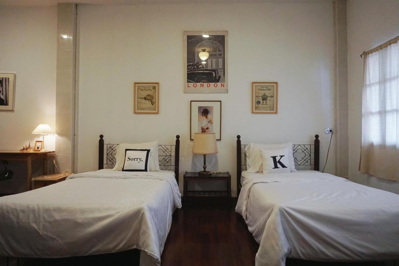 Manee Guesthouse And Record บ้านมานี เชียงใหม่ ภายนอก รูปภาพ